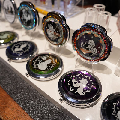 ディズニーのコンパクトミラー