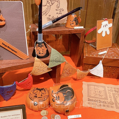 ディズニーレザーグッズ