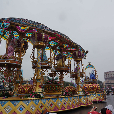 ディズニープリンセスのフロート