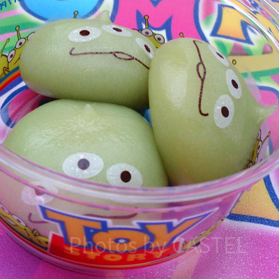 ディズニーシー食べ歩き：リトルグリーンまん