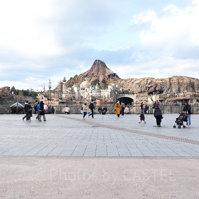 ディズニーシーのミッキー広場