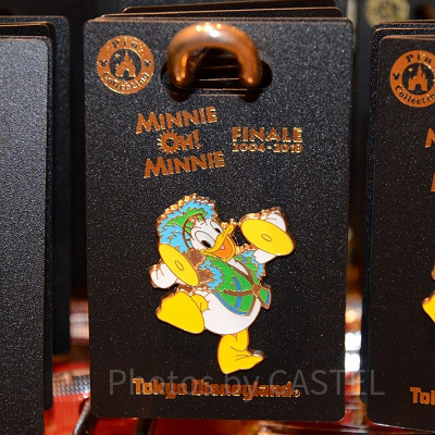 ドナルドピンバッジ