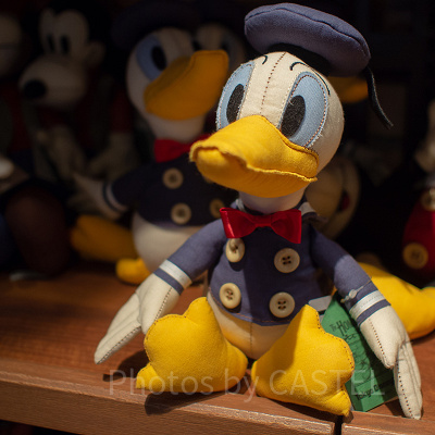 ドナルドぬいぐるみ