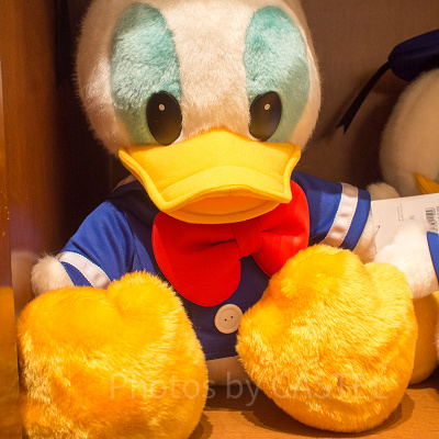 ドナルドぬいぐるみ（Mサイズ）