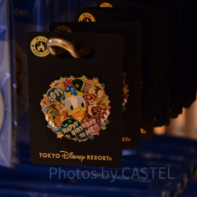 ドナルド誕生日グッズ「ピン」