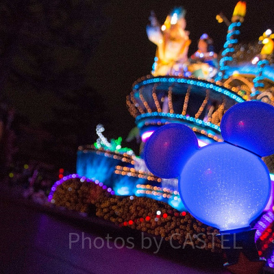 ディズニーの夜空に絵を♪アフター6にペンライトでおもしろ写真撮ってみた