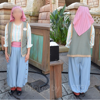 ドリンクワゴンキャストのコスチューム