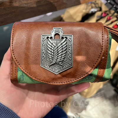 エコバッグはコンパクトに収納可能〔USJ×進撃の巨人〕