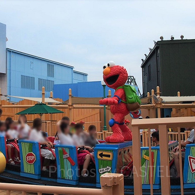 エルモのゴーゴー・スケートボード