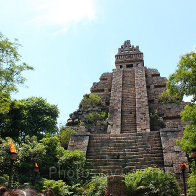 さまざまに凝った仕掛けが楽しめる