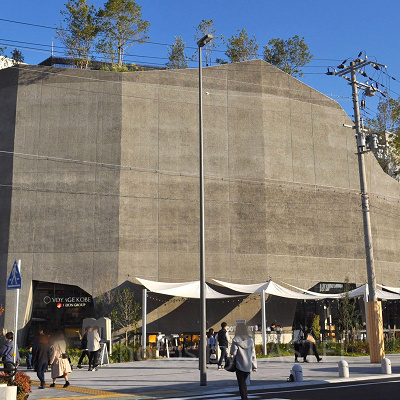 神戸ポートミュージアムの外観