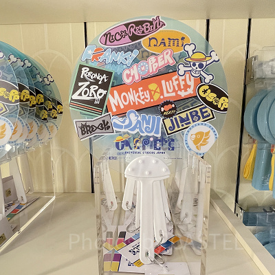 うちわ(USJワンピースグッズ)| キャステル | CASTEL うちわ(USJワンピースグッズ)| キャステル | CASTEL