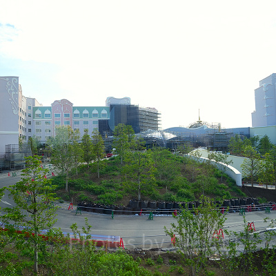 ファンタジースプリングス建設中の様子（2022年8月）