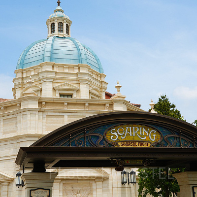 いよいよオープン!新アトラクション「ソアリン」