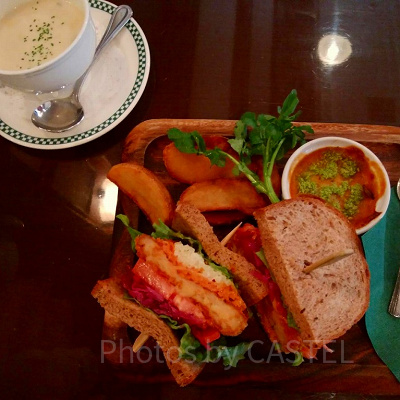 フィネガンズバー＆グリルのフィネガンズサンドウィッチセット