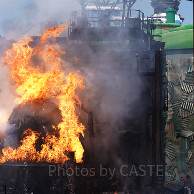 USJ「ウォーターワールド」の火炎爆発シーン