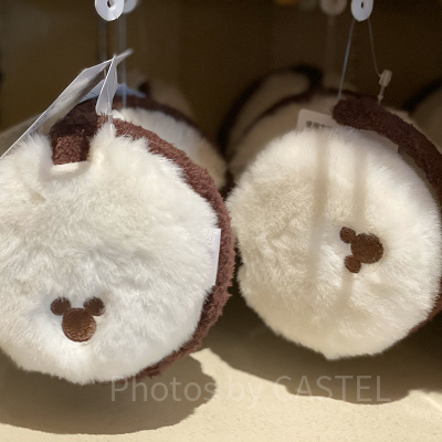 折りたためる耳あて（折りたたんだ状態）