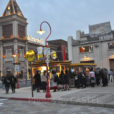 ハピネスカフェ隣のフードカート