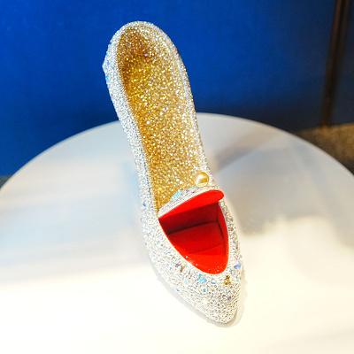 ガラスの靴リングホルダー