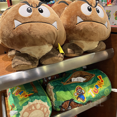 クリボーのリバーシブルクッション