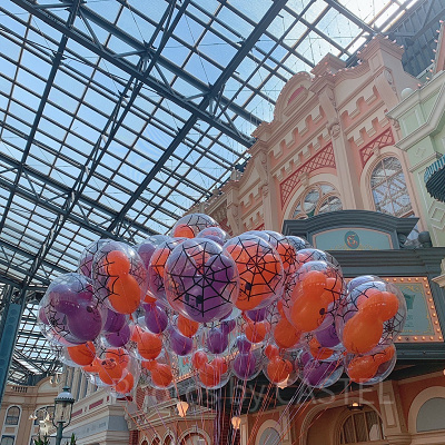 ハロウィーンの風船