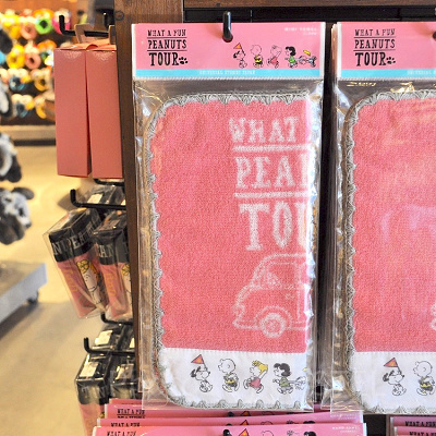 ハンドタオル／WHAT A FUN PEANUTS TOUR