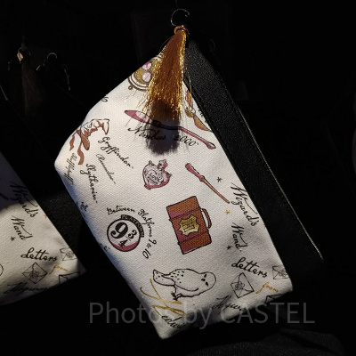 ハリポタアイテム総柄ポーチ