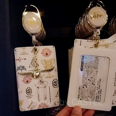 ハリーポッターアイテム総柄チケットホルダー