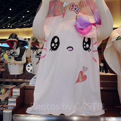 ハローキティの20周年Tシャツ