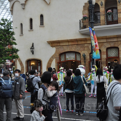 ハローキティハピネスブラスバンドのグリーティング風景