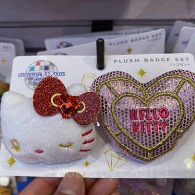 ハローキティのマスコットバッジセット