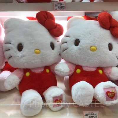 ハローキティぬいぐるみ（スタンダード）M