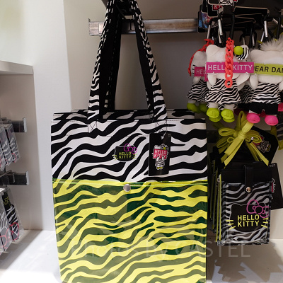 ハローキティ　トートバッグ
