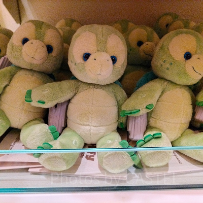 香港ディズニーダッフィー＆フレンズグッズ：肩乗せぬいぐるみ