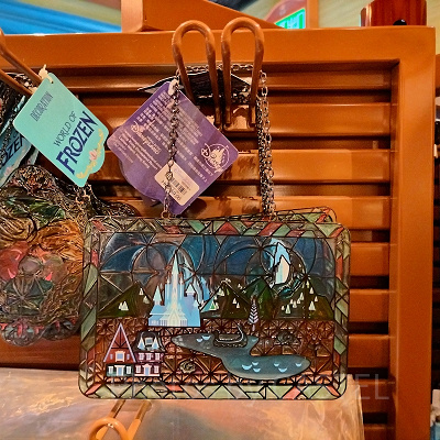 香港ディズニーアナ雪グッズ：ステンドグラス風壁飾り（アレンデール王国）