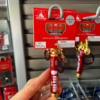 香港ディズニーマーベルグッズ：アイアンマンのプロジェクターキーチェーン