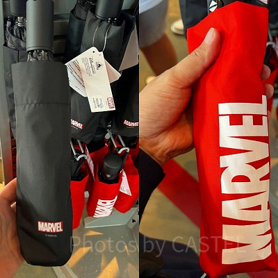 香港ディズニーマーベルグッズ:マーベルの折り畳み傘(黒/赤)