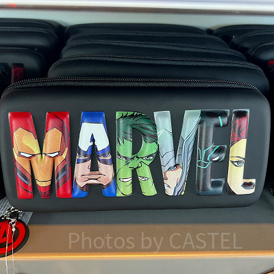 香港ディズニーマーベルグッズ:マーベルロゴのガジェットケース