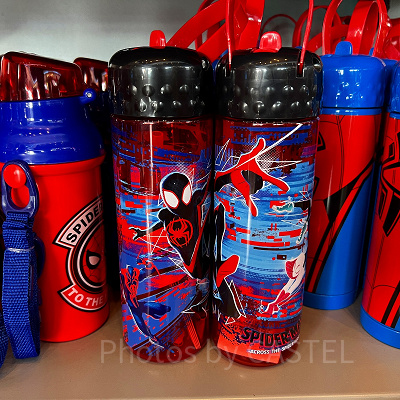 香港ディズニーマーベルグッズ:マイルス版スパイダーマンのドリンクボトル