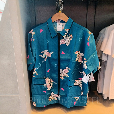 香港ディズニーマーベルグッズ：スパイダーマンの襟付きシャツ（総柄）