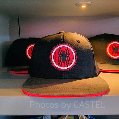 香港ディズニーマーベルグッズ：スパイダーマークのキャップ