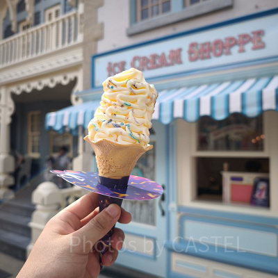 香港ディズニー20周年メニュー：リンゴのソフトクリーム