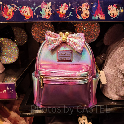 香港ディズニー20周年「ミッキー&フレンズ・グランドセレブレーショングッズ」:20周年カラーのミニリュック