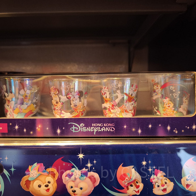 香港ディズニー20周年「ミッキー＆フレンズ・グランドセレブレーショングッズ」：ショットグラス4個セット