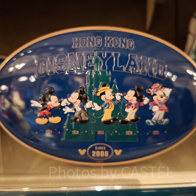 香港ディズニー20周年「Since 2005」グッズ：チョコクッキー缶