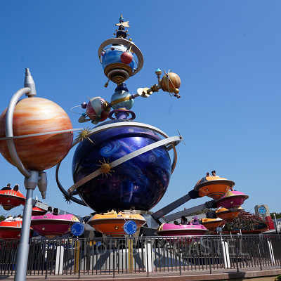 香港ディズニーランドのアトラクション:オービトロン