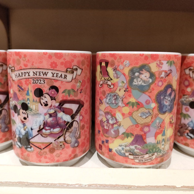 ディズニーお正月グッズ：湯のみ