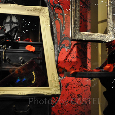 ホテルアルバートグッズは雑貨も充実