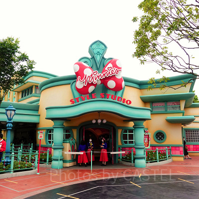 「ミニーのスマイルスタジオ」でミニーは、計何種類のコスチュームを披露する予定？