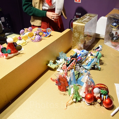     オーナメント購入の様子
